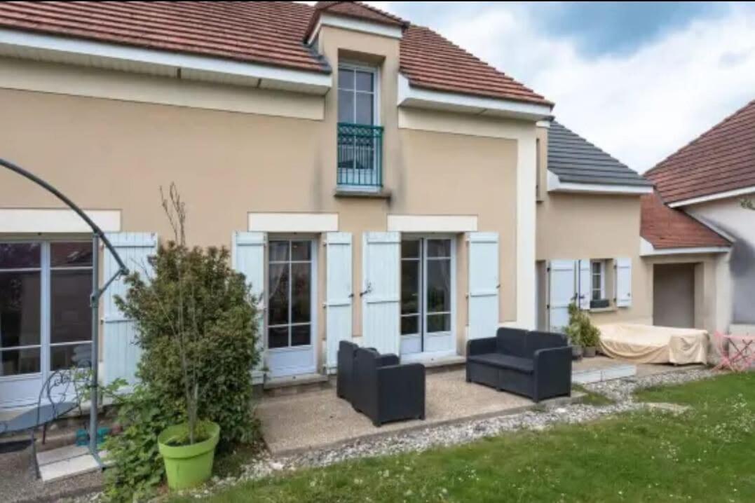 Disney Avengers Home Magny-le-Hongre Eksteriør billede